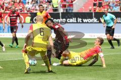 2. Bundesliga - Fußball - FC Ingolstadt 04 - 1. FC Union Berlin - 0:1 - Darío Lezcano (11, FCI) wird von Kroos Felix (Union 23) gefoult, kein Elfmeter