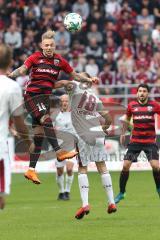 2. Bundesliga - Fußball - FC Ingolstadt 04 - 1. FC Nürnberg - Sonny Kittel (10, FCI) Hanno Behrens (18 FCN)