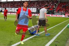 2. BL - Saison 2017/2018 - FC Ingolstadt 04 - SSV Jahn Regensburg - Paulo Otavio (#4 FCI)  beim warm machen -Foto: Meyer Jürgen