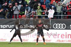 2. Bundesliga - Fußball - FC Ingolstadt 04 - Dynamo Dresden - Tor Jubel 3:2 Sonny Kittel (10, FCI) mit Almog Cohen (8, FCI)