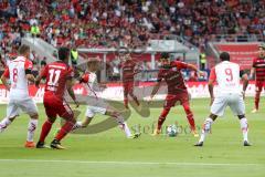 2. Bundesliga - Fußball - FC Ingolstadt 04 - SSV Jahn Regensburg - rechts am Ball Almog Cohen (8, FCI) Jann George (9 Jahn) Asger Sörensen (4 Jahn) Darío Lezcano (11, FCI) Andreas Geipl (8 Jahn)