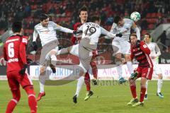 2. Bundesliga - Fußball - FC Ingolstadt 04 - VfL Bochum - Kopfball Ecke mitte hinten Stefan Kutschke (20, FCI) links Hoogland, Tim (VfL 2) rechts Losilla, Anthony (VfL 8) Tobias Schröck (21, FCI)