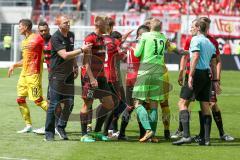 2. BL - Saison 2017/2018 - FC Ingolstadt 04 - 1. FC Union Berlin - Dario Lezcano (#11 FCI) Maik Walpurgis (Trainer FCI) - Marvin Matip (#34 FCI) mit der Leistung der Schiedsrichter nicht zufrieden - Freude - jubel - traurig - Foto: Meyer Jürgen