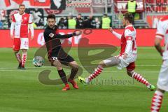2. Bundesliga - Fußball - FC Ingolstadt 04 - Fortuna Düsseldorf - Christian Träsch (28, FCI) Adam Bodzek (13 Fortuna)