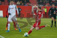 2. BL - Saison 2017/2018 - FC Ingolstadt 04 - VFL Bochum - Marcel Gaus (#19 FCI) mit einem Schuss auf das Tor - Anthony Losilla (#8 Bochum) - Foto: Meyer Jürgen