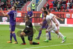 2. Bundesliga - Fußball - FC Ingolstadt 04 - FC Erzgebirge Aue - Tor Jubel Darío Lezcano (11, FCI) 1:2 trifft, Torwart Männel Martin (Aue 1) keine Chance, hinten Stefan Kutschke (20, FCI)