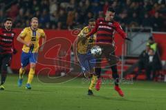 2. BL - Saison 2017/2018 - FC Ingolstadt 04 - Eintracht Braunschweig - Alfredo Morales (#6 FCI) - Louis Samson (#13 Braunschweig) - Foto: Meyer Jürgen