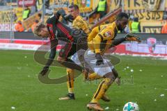 2. BL - Saison 2017/2018 - FC Ingolstadt 04 - Dynamo Dresden - Thomas Pledl (#30 FCI) wird gefoult - Foto: Meyer Jürgen