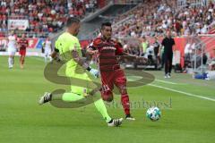 2. Bundesliga - Fußball - FC Ingolstadt 04 - SSV Jahn Regensburg - Philipp Pentke (1 Torwart Jahn) Darío Lezcano (11, FCI)