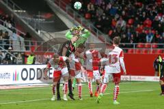 2. BL - Saison 2017/2018 - FC Ingolstadt 04 - Fortuna Düsseldorf - Stefan Kutschke (#20 FCI) - Raphael Wolf Torwart (30 Düsseldorf) - Foto: Meyer Jürgen