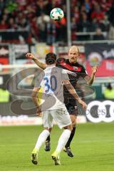 2. Bundesliga - Fußball - FC Ingolstadt 04 - 1. FC Heidenheim - Norman Theuerkauf (30 HDH) Tobias Levels (3, FCI) Kopfball