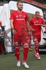 2. BL - Saison 2017/2018 - FC Ingolstadt 04 - SSV Jahn Regensburg - Robert Leipertz (#13 FCI) Sonny Kittel (#10 FCI) beim warm machen - Foto: Meyer Jürgen