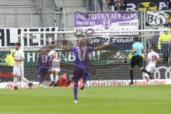 2. Bundesliga - Fußball - FC Ingolstadt 04 - FC Erzgebirge Aue - Tor Jubel 0:2 für Aue Torwart Örjan Haskjard Nyland (1, FCI) am Boden, Bertram Sören (Aue 23)Tobias Schröck (21, FCI) Marcel Gaus (19, FCI) Riese Philipp (Aue 17)jubelt