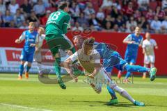 2. BL - Saison 2017/2018 - FC Ingolstadt 04 - Holstein Kiel - Kronholm Kenneth Torwart Kiel #18 - Stefan Kutschke (#20 FCI) - Foto: Meyer Jürgen