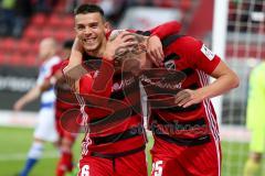 2. BL - Saison 2017/2018 - FC Ingolstadt 04 - MSV Duisburg - Hauke Wahl (#25 FCI) mit dem 1:1 Ausgleichstreffer - jubel - Alfredo Morales (#6 FCI) - Foto: Meyer Jürgen