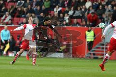 2. Bundesliga - Fußball - FC Ingolstadt 04 - Fortuna Düsseldorf - Robin Bormuth (32 Fortuna) Almog Cohen (8, FCI)