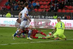 2. BL - Saison 2017/2018 - FC Ingolstadt 04 - MSV Duisburg - Dario Lezcano (#11 FCI) - Mark Flekken Torwart (#1 Duisburg) - Nico Klotz (#19 Duisburg) - Foto: Meyer Jürgen