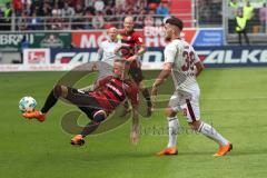 2. Bundesliga - Fußball - FC Ingolstadt 04 - 1. FC Nürnberg - Sonny Kittel (10, FCI) Eduard Löwen (38 FCN)