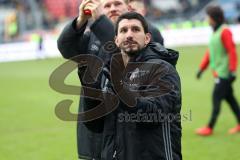 2. Bundesliga - Fußball - FC Ingolstadt 04 - Dynamo Dresden - Fans Fahnen Schal Jubel Sieg Ehrenrunde Almog Cohen (8, FCI)