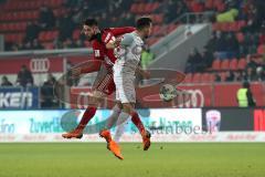 2. Bundesliga - Fußball - FC Ingolstadt 04 - VfL Bochum - Christian Träsch (28, FCI) und Hoogland, Tim (VfL 2)