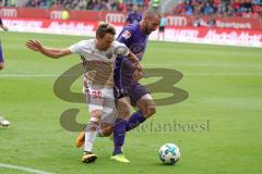 2. Bundesliga - Fußball - FC Ingolstadt 04 - FC Erzgebirge Aue - Thomas Pledl (30, FCI) Hertner Sebastian (Aue 3) Zweikampf