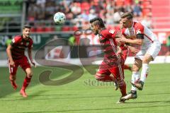 2. Bundesliga - Fußball - FC Ingolstadt 04 - SSV Jahn Regensburg - Darío Lezcano (11, FCI) Benedikt Gimber (5 Jahn)