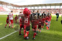 2. Bundesliga - Fußball - FC Ingolstadt 04 - Fortuna Düsseldorf - Start Beginn Einlaufkinder Maskottchen Schanzi Fans Fahnen