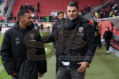 2. Bundesliga - Fußball - FC Ingolstadt 04 - Fortuna Düsseldorf - Sieg Jubel Marvin Matip (34, FCI) mit Sportdirektor Angelo Vier (FCI)