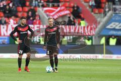 2. Bundesliga - Fußball - FC Ingolstadt 04 - Fortuna Düsseldorf - Freistoß, Christian Träsch (28, FCI) Sonny Kittel (10, FCI)