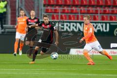 2. BL - Saison 2017/2018 - FC Ingolstadt 04 - SV Darmstadt 98 - Thomas Pledl (#30 FCI) - Holland Fabian (#32 Darmstadt) - Foto: Meyer Jürgen