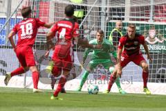 2. BL - Saison 2017/2018 - FC Ingolstadt 04 - SSV Jahn Regensburg - Martin Hansen (#35 Torwart FCI) - Hauke Wahl (#25 FCI) - Foto: Meyer Jürgen