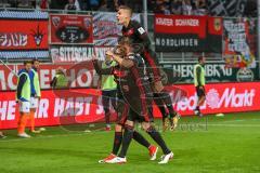 2. BL - Saison 2017/2018 - FC Ingolstadt 04 - SV Darmstadt 98 - Der 2:0 Führungstreffer von Sonny Kittel (#10 FCI) - jubel - tor - Stefan Kutschke (#20 FCI) - Max Christiansen (#5 FCI) - Foto: Meyer Jürgen