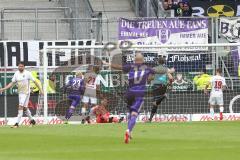 2. Bundesliga - Fußball - FC Ingolstadt 04 - FC Erzgebirge Aue - Tor Jubel 0:2 für Aue Torwart Örjan Haskjard Nyland (1, FCI) am Boden, Bertram Sören (Aue 23)Tobias Schröck (21, FCI) Marcel Gaus (19, FCI) Riese Philipp (Aue 17)jubelt