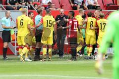 2. BL - Saison 2017/2018 - FC Ingolstadt 04 - 1. FC Union Berlin - Maik Walpurgis (Trainer FCI) mit der Entscheidung des Schiedsrichter nicht einverstanden - Foto: Meyer Jürgen