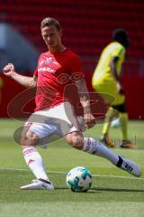 2. BL - Saison 2017/2018 - Testspiel - FC Ingolstadt 04 - FC Nantes - Marcel Gaus (#19 FCI) beim warm machen - Foto: Meyer Jürgen