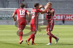 2. BL - Saison 2017/2018 - FC Ingolstadt 04 - VFB Eichstätt - Freundschaftsspiel - Markus Suttner (#29 FCI) freut sich über sein Freistosstor - Florent Hadergjonaj (#33 FCI) - Foto: Meyer Jürgen