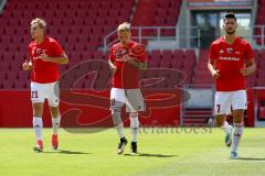 2. BL - Saison 2017/2018 - Testspiel - FC Ingolstadt 04 - FC Nantes - Tobias Schröck (#21 FCI) - Sonny Kittel (#10 FCI) - Antonio Colak (#7 FCI) beim warm machen - Foto: Meyer Jürgen