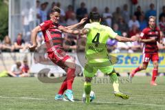 2. Bundesliga - Fußball - Testspiel - FC Ingolstadt 04 - SV Wehen Wiesbaden - Stefan Kutschke (20, FCI) und Sascha Mockenhaupt (WW)