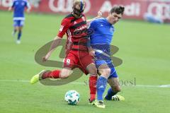 2. Bundesliga - Fußball - Testspiel - FC Ingolstadt 04 - SpVgg Unterhaching - Zweikampf Moritz Hartmann (9, FCI) mit Gesichtsmaske