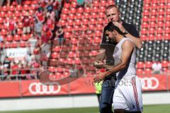 2. Bundesliga - Testspiel - Fußball - FC Ingolstadt 04 - FC Nantes - Cheftrainer Maik Walpurgis (FCI) mit Almog Cohen (8, FCI), erster Einsatz nach Operation