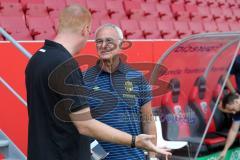 2. Bundesliga - Testspiel - Fußball - FC Ingolstadt 04 - FC Nantes - Trainer Claudio Ranieri und Cheftrainer Maik Walpurgis (FCI)