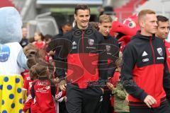 2. Bundesliga - Fußball - FC Ingolstadt 04 - Saisoneröffnung - Audi Schanzer Fußballschule im Stadion - Einlauf Spalier - Stefan Kutschke (20, FCI)