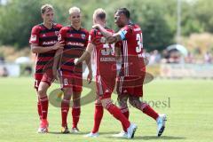 2. Bundesliga - Fußball - Testspiel - FC Ingolstadt 04 - SV Wehen Wiesbaden - Florent Hadergjonaj (33, FCI) flankt zu Darío Lezcano (11, FCI) und trifft zum 2:0, Jubel mit Tobias Schröck (21, FCI) Alfredo Morales (6, FCI)  Marvin Matip (34, FCI)