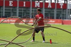 2. Bundesliga - Fußball - FC Ingolstadt 04 - Auftakttraining, neue Saison 2017/2018, Audi Sportpark Trainingsgelände - Romain Brégerie (18, FCI) Krafttraining