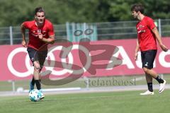 2. Bundesliga - Fußball - FC Ingolstadt 04 - Auftakttraining, neue Saison 2017/2018, Audi Sportpark Trainingsgelände - Stefan Kutschke (20, FCI) Romain Brégerie (18, FCI)