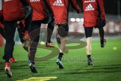 2. Bundesliga - Fußball - FC Ingolstadt 04 - Training nach Winterpause - Warmlaufen Audi Banner Werbung Sponsor Adidas