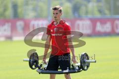 2. Bundesliga - Fußball - FC Ingolstadt 04 - Auftakttraining, neue Saison 2017/2018, Audi Sportpark Trainingsgelände - Stefan Kutschke (20, FCI) Krafttraining