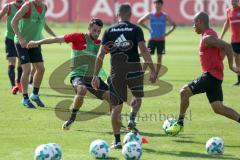 2. BL - Saison 2017/2018 - FC Ingolstadt 04 - Training - Christian Träsch (#28 FCI) grün - Foto: Meyer Jürgen