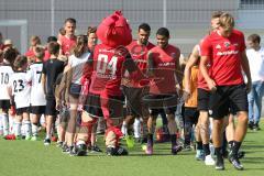 2. Bundesliga - Fußball - FC Ingolstadt 04 - Training - Interimstrainer Cheftrainer Stefan Leitl (FCI) übernimmt, erstes Training - Paulo Otavio (4, FCI) Marvin Matip (34, FCI)