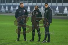 2. BL - Saison 2017/2018 - FC Ingolstadt 04 - Trainingsstart in die Rückrunde - Jan Hinstermann links - Stefan Leitl (Cheftrainer FCI) - Andre Mijatovic (Co-Trainer FCI) rechts - Foto: Meyer Jürgen
